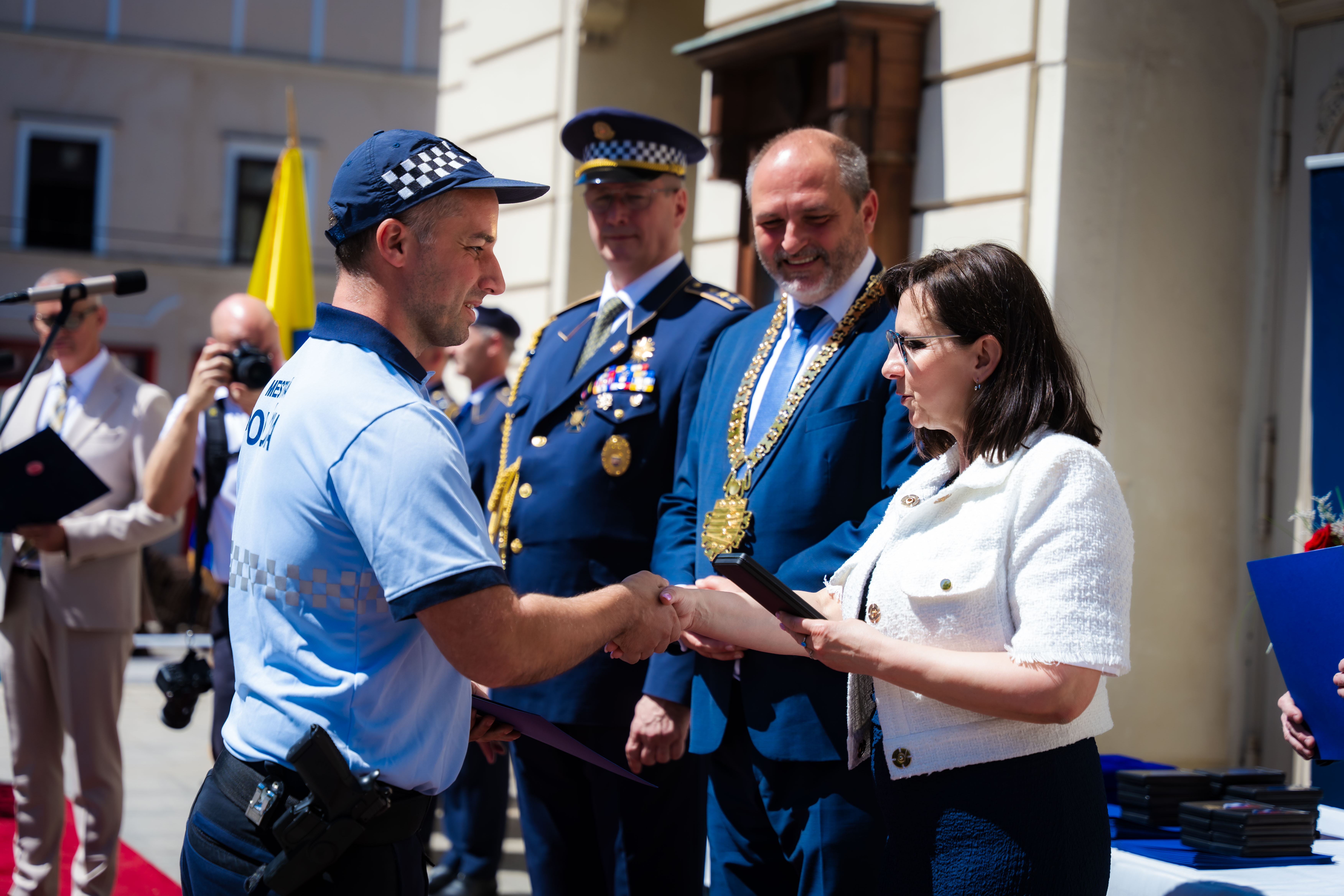 Slavnostne ocenovanie prislusnikov Mestskej policie mesta Kosice -1-41